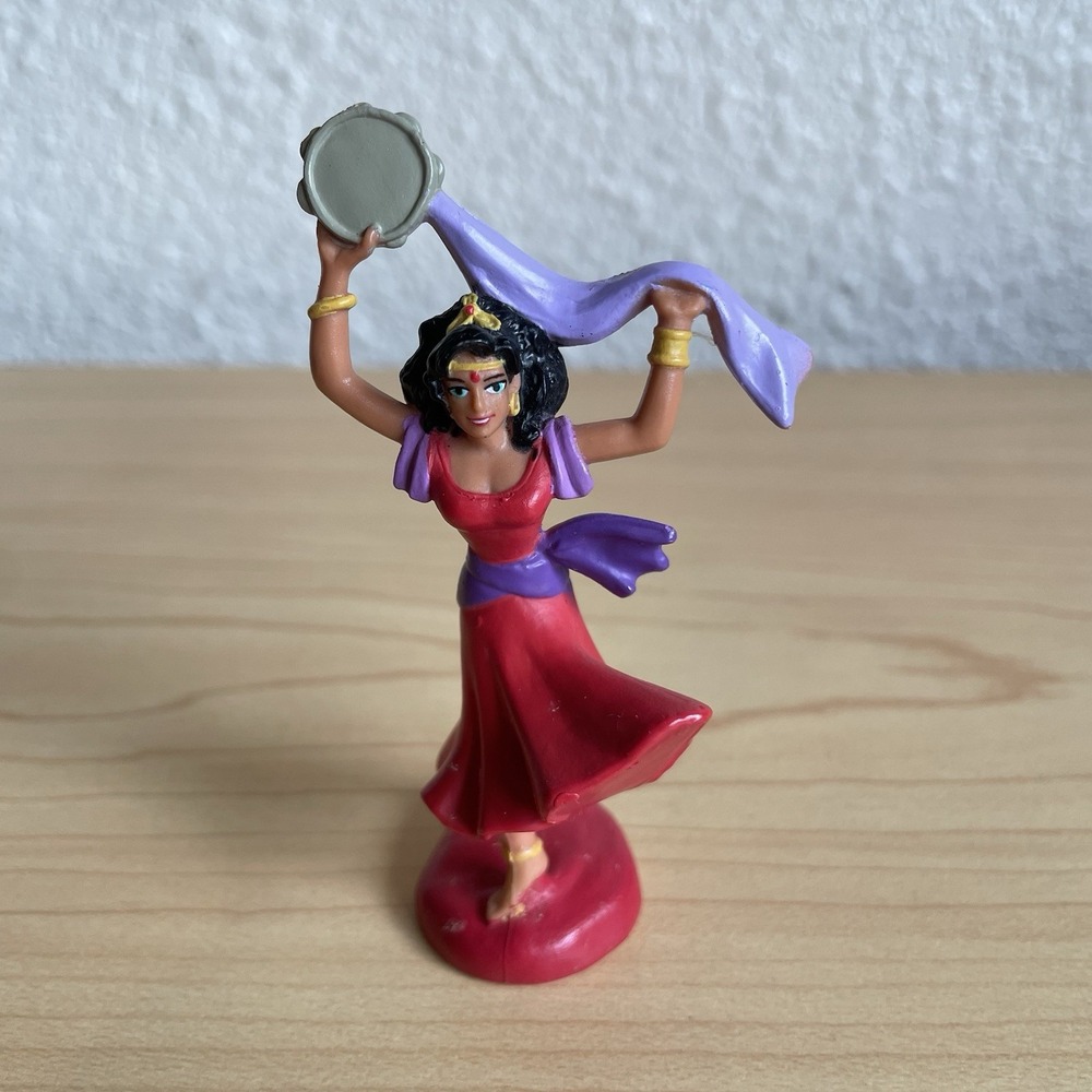 ESMERALDA IN RED DRESS HUNCH BACK OF NOTRE DAME DISNEY 3"ACTION FIGURE PVC TOY